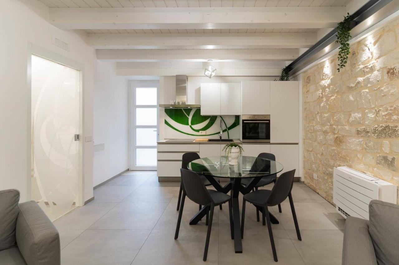 Lovely Modern Apartment Modica Eksteriør billede